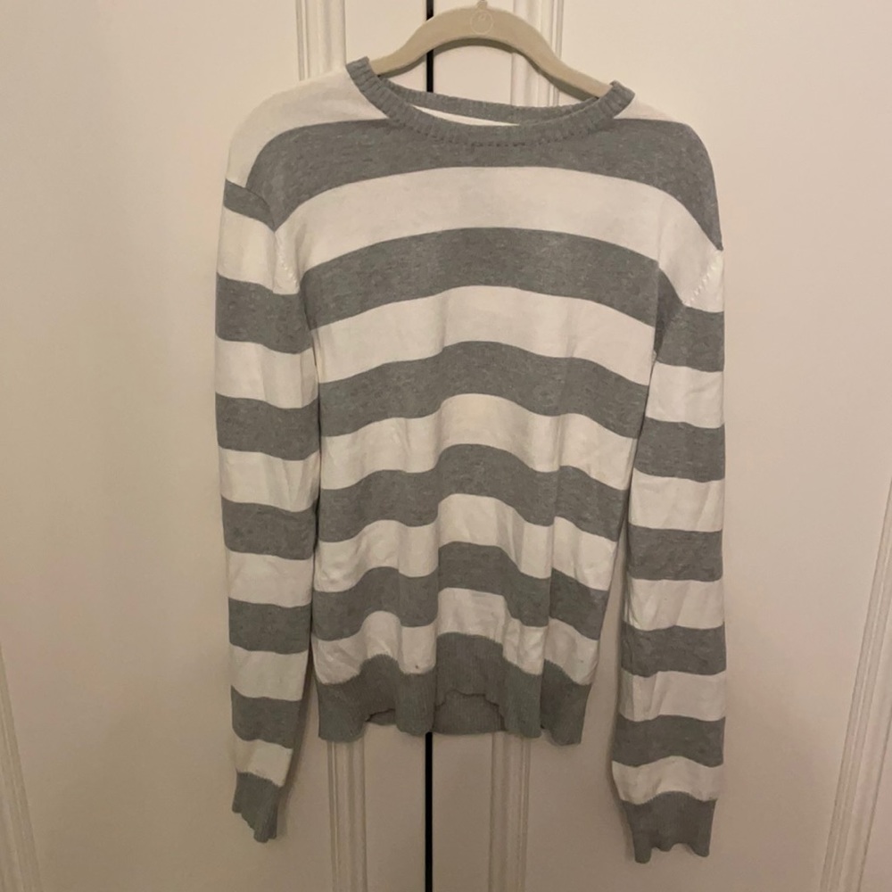 Like New H&M Sweater